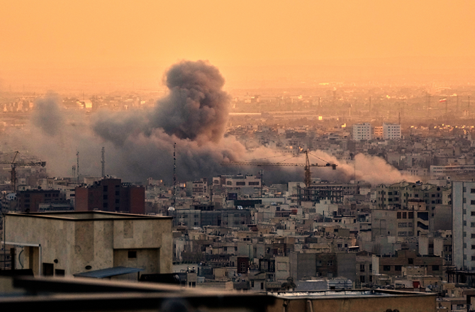 ایران امریکہ اسرائیل جنگ: عالمی ردعمل، حملے اور سفارتی کشیدگی
