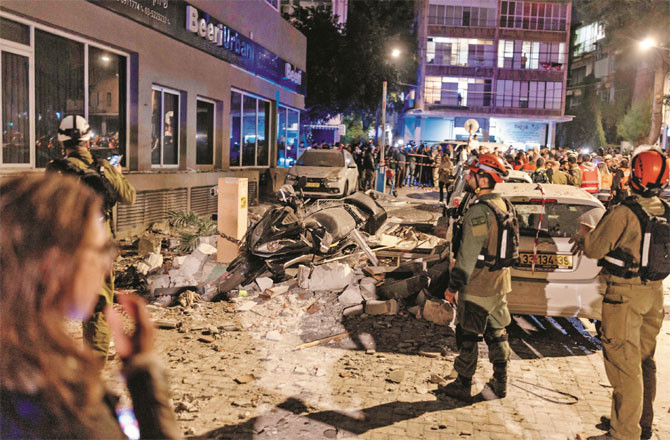 تل ابیب  پر لرزہ خیز میزائل حملے  ، ۲۰۰؍ ہلاک 