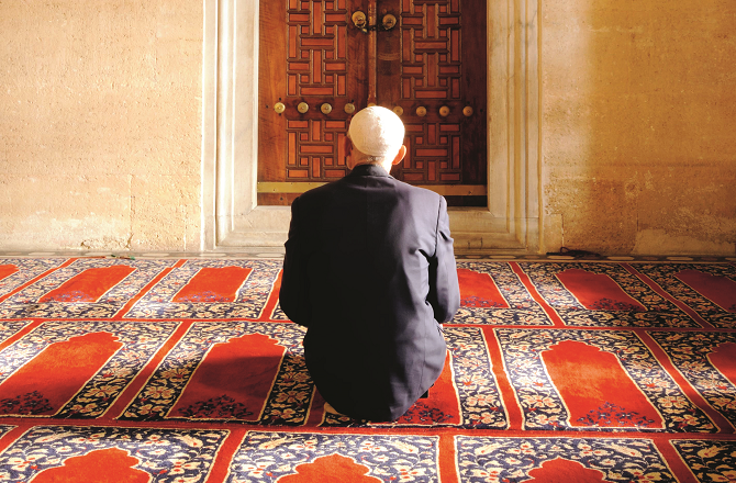 شب ِ قدر: صرف دُعا کی قبولیت ہی کی رات نہیں بلکہ تمام انسانیت کیلئے شب ِنجات ہے