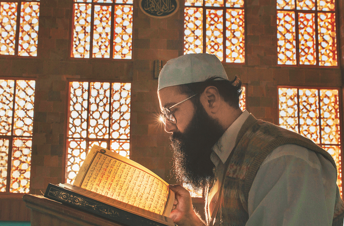 کائنات میں نزولِ قرآن سے زیادہ عظیم کوئی واقعہ نہیں