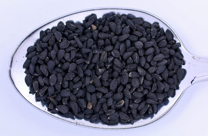 ’بلیک میجک پیسٹ‘ خواتین کی صحت کو بہتر بناتا ہے