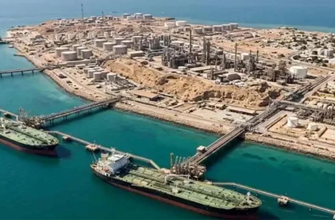 خرج جزیرہ پر ہدف، اسرائیل پر اربوں کا بوجھ، امریکہ نے ہزاروں فوجی تعینات کئے