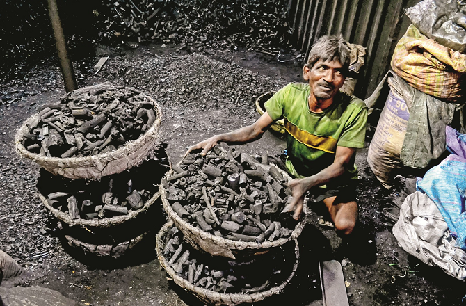 ریاست میں لکڑی، کوئلہ اور کیروسین کی عارضی اجازت دینے کی تجویز زیر غور