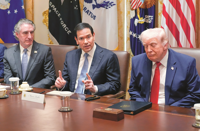 قوانین کےغلط استعمال، مشرق وسطیٰ کے حالات اور اشوک کھرات کی کرتوتیں خبروں میں 