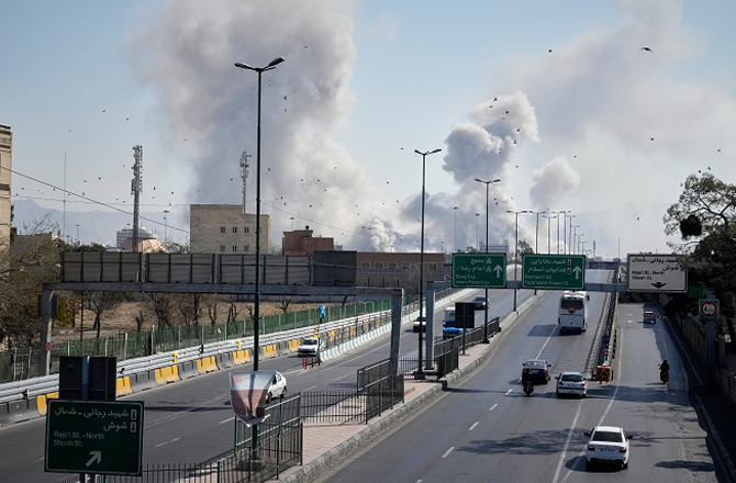 ایران جنگ میں شدت: میزائل، ڈرون حملے اور اربوں ڈالر کے فوجی اخراجات