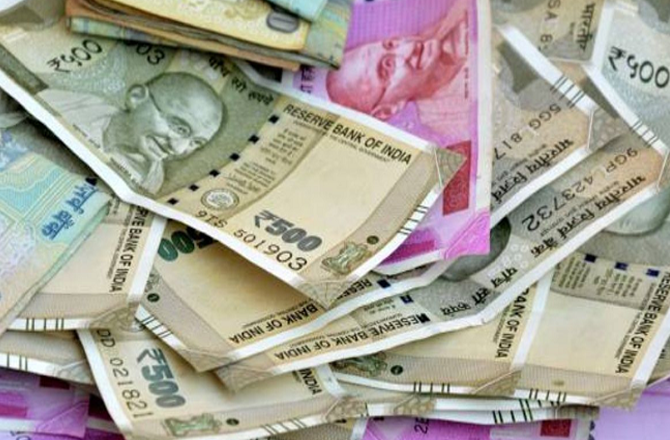 بی جے پی کو گزشتہ سال دیگر پارٹیوں کے مقابلے میں دس گنا زیادہ عطیات ملے: رپورٹ