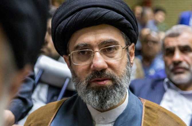 مجتبیٰ خامنہ ای علاج کے لئے ماسکو میں ہیں: کویتی اخبار الجریدہ کا دعویٰ