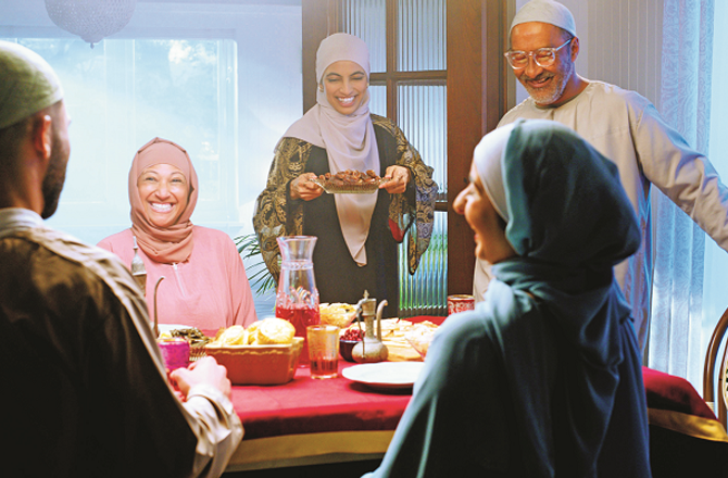 عورت بھی نگراں ہے اپنی ذمہ داریوں کی...