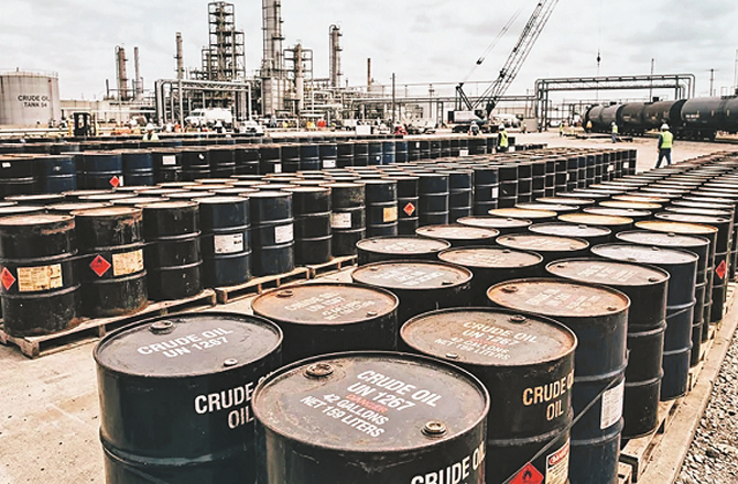 خام تیل کی قیمتوں میں ’آگ‘،حالات غیر یقینی