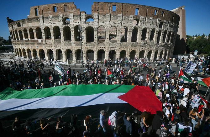 یورپ کے کئی شہروں میں فلسطین کے حق میں بڑے پیمانے پر مظاہرے