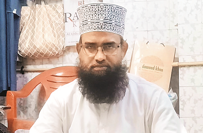 ۳۲؍سال سے تراویح پڑھارہے ہیں قاری شمس تبریز نظامی