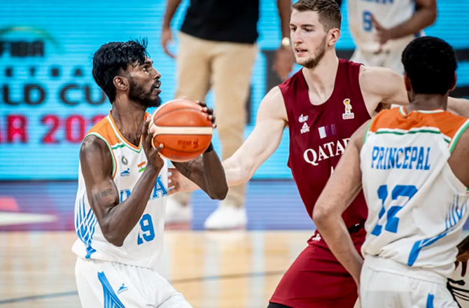  باسکٹ بال: قطر نے ہندوستان کو ہرادیا