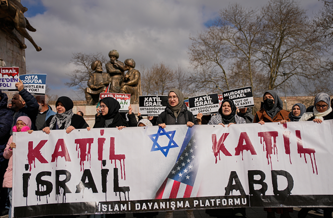 ایران پر حملہ پیٹھ میں چھرا، کھلی جارحیت : اقوام متحدہ میں روس