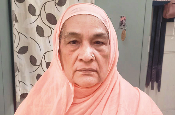 گاؤں میں کھجور کی دستیابی مشکل تھی اس لئے اکثر غریب لوگ نمک سے روزہ کھولتے تھے