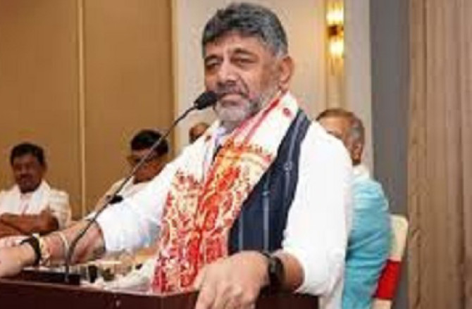 ’’ڈی کے‘‘ کی تاجپوشی