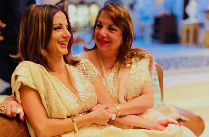 بقرعید پر ماں کو یاد کرکے سوزین خان کا درد چھلک پڑا، علی فضل نےبہتر مستقبل کی دعا کی