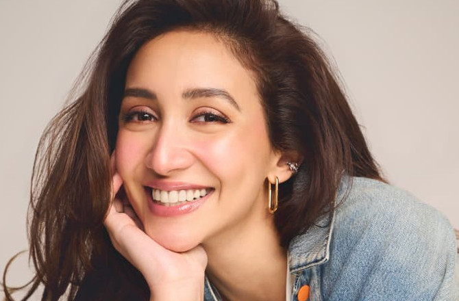 شریا چودھری آیوشمان کھرانہ کے ساتھ’’مُپاپا‘‘ میں نظر آئیں گی ، اگلے سال فلم ریلیز ہوگی