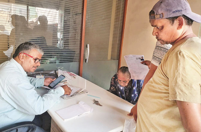 الیکشن کمیشن کے فرمان اورغفلت سے بی ایل او عاجز