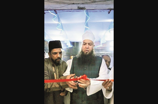 ممبرا: ۵؍ روپے میں دوا دینے والےغلامِ اہل بیت فاؤنڈیشن کے تیسرے کلینک کامعین میاں کے ہاتھوں افتتاح