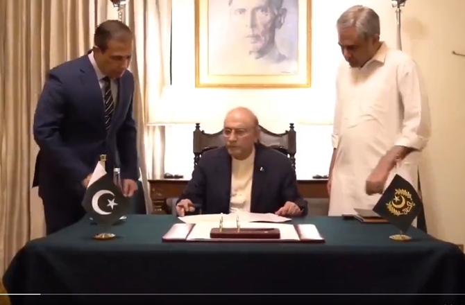 پاکستان:  خیبر پختونخوا صوبے میں ایمرجنسی نافذ
