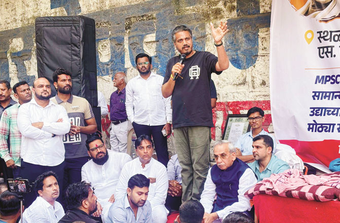 پونے: مطالبات منظور نہ کرنے پر رکن اسمبلی روہت پوار کا پونے بند کا انتباہ