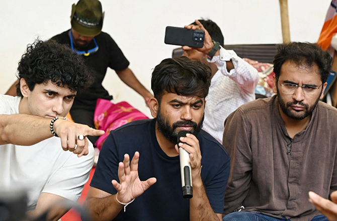 جنتر منتر احتجاج: سی جے پی کے تینوں لیڈر اور دھرو راٹھی رہا، آج پھر مظاہرہ 