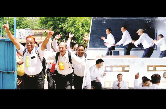 بچپن کے لمحات کو پھرسے جینے کی کوشش، ۷۶ء کے بیچ کے طلباء پانی کی بوتل اور بستہ لٹکائے اسکول پہنچے
