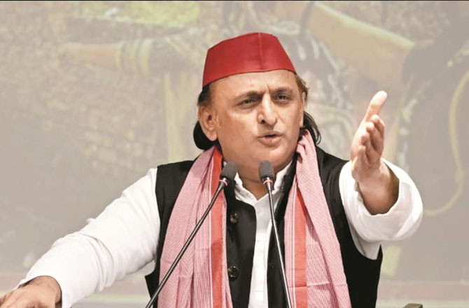 دہلی میں انڈیا اتحاد کی آج کی میٹنگ سے اکھلیش یادو کا دور رہنے کا فیصلہ