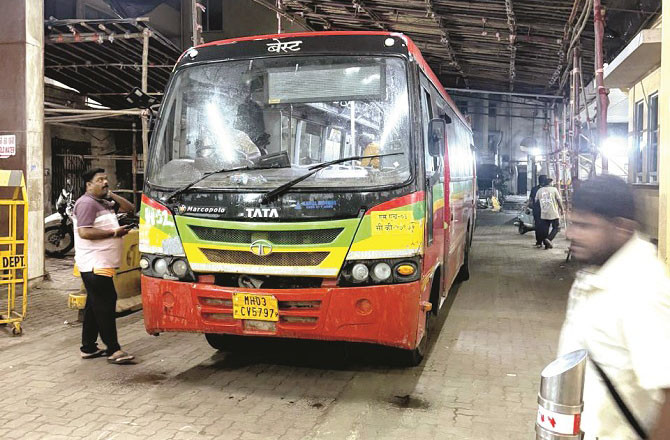 مسافرکی طبیعت بگڑنے پربیسٹ بس کونائراسپتال لے جایا گیا