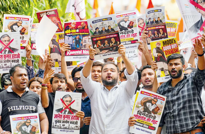 گیانیش کمار کے خلاف ملک گیر احتجاج، اپوزیشن و نوجوان لیڈرز کا کارروائی کا مطالبہ