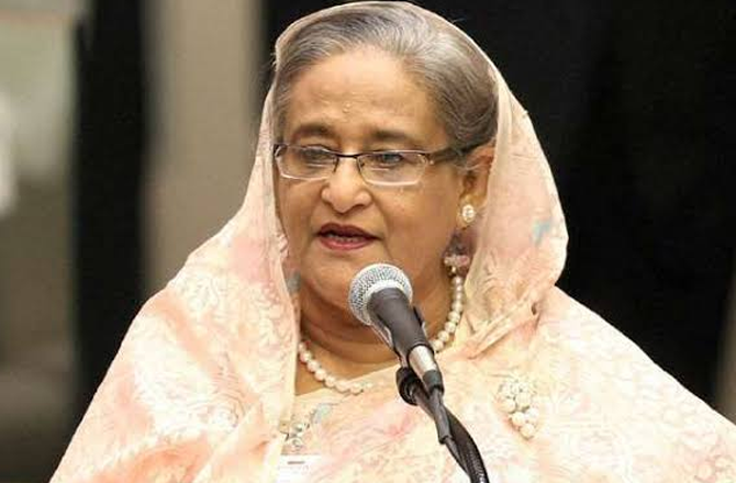 شیخ حسینہ کا دسمبر میں ڈھاکہ واپسی کا اعلان، والد کی یادداشتیں پڑھ کر ماضی سے جڑنے کا انکشاف