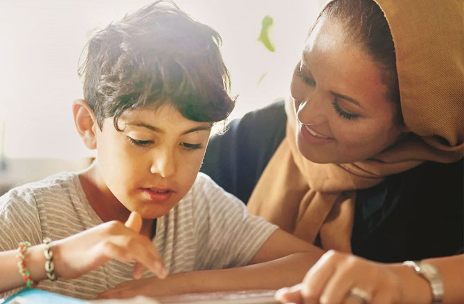 ہوم اسکولنگ کیا ہے؟ اور اسے اپنایا کیسے جائے؟