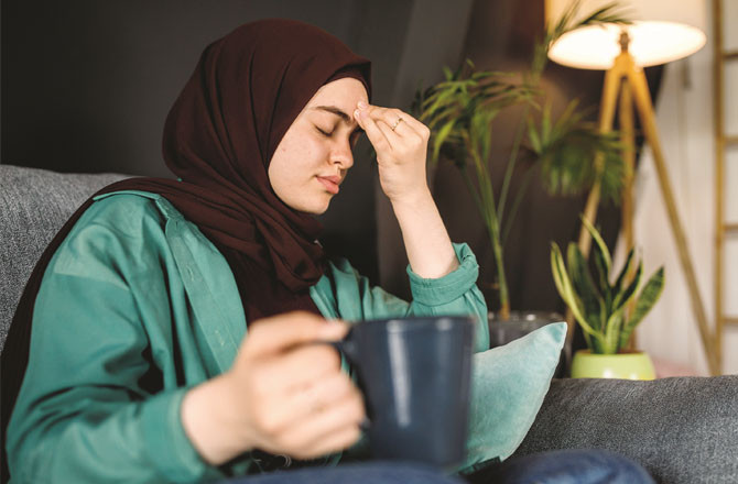 عورت سب سے پہلے خود کی عزت کرنا سیکھے