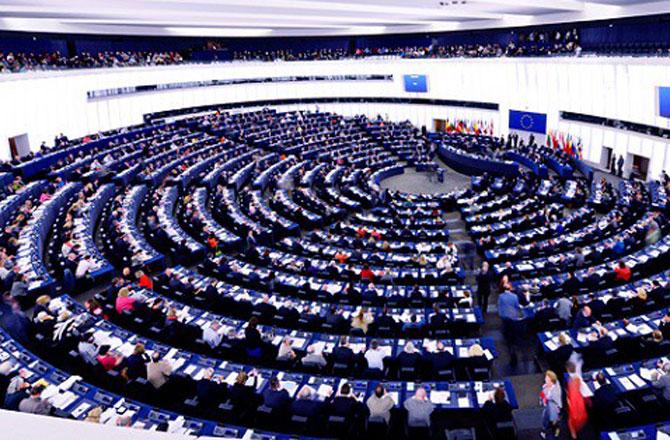 یورپی یونین پارلمنٹ ۔ تصویر : آئی این این 