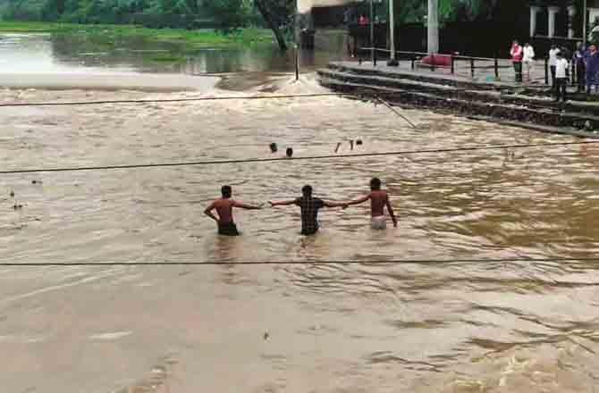 Bhiwandi River