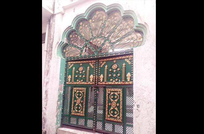 Closed gate of a mosque in Aligarh. Photo: Inquilab