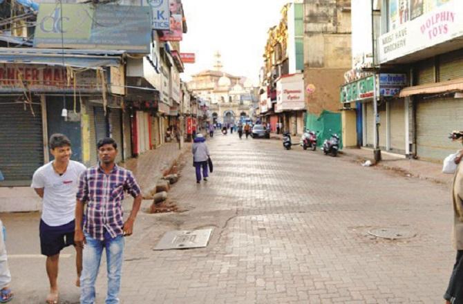 Mumbai roads are empty due to coronavirus. Photo Inquilab