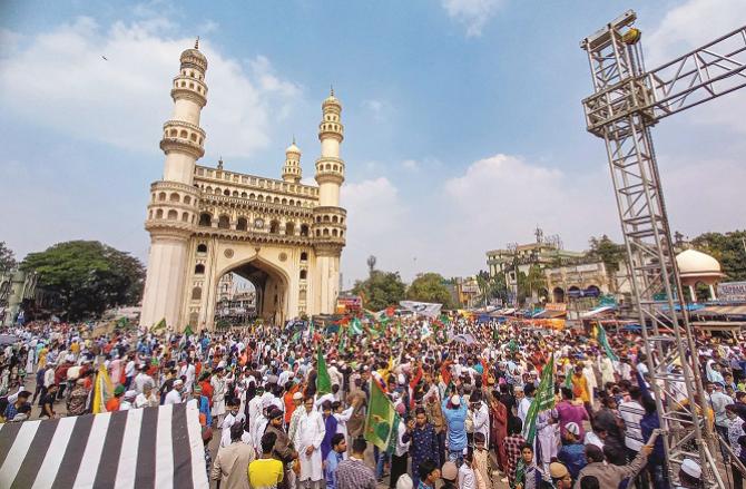 Scene of Eid Milad-un-Nabi procession in Hyderabad. Photo: PTI