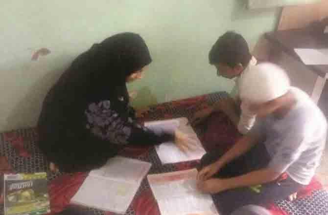 School Students - PIC : Inquilab