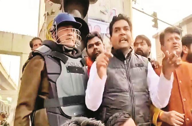 Kapil Mishra`s statements and threats to police blamed for riots in Delhi