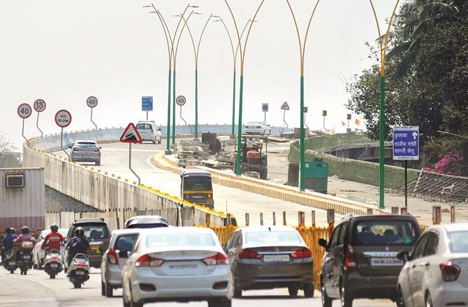 BKC Flyover - Pic : PTI