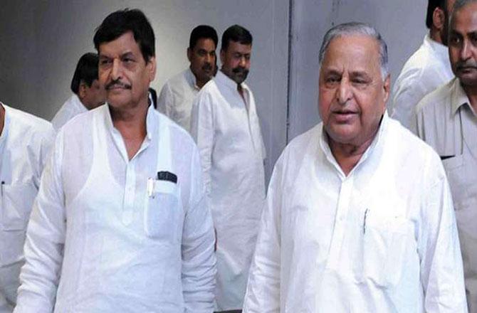 Mulayam Singh Yadav and Shivpal Singh Yadav - PIC : INN