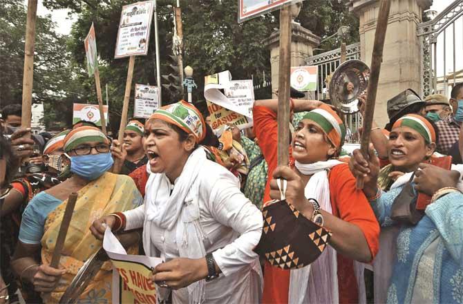Congress workers protest the Pegasus scandal in Kolkata.Picture:INN