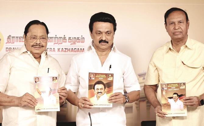  President DMK Stalin and other leaders issuing the party`s election manifesto. Picture:INN