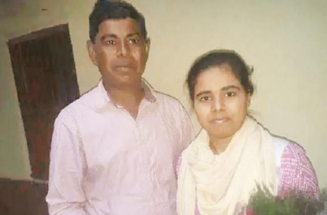 State topper Sonali Kumari with her father Chanulal. Picture:INN