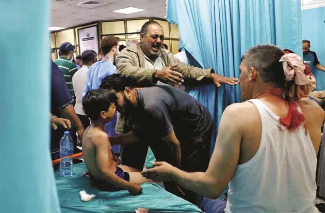 There is chaos in Palestinian hospitals. A large number of children have been affected by the Israeli attacks.Picture:PTI