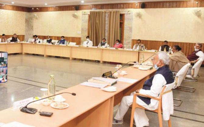 Nitish Kumar and others in a review meeting on alcoholism..Picture:INN