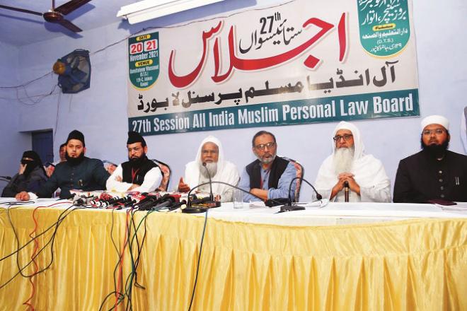 Maulana Khalid Saifullah Rahmani addressing the media after the meeting..Picture:INN