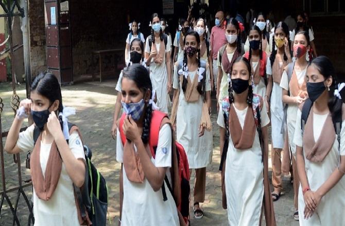 Shatabdi Sohala Shankar Nagar Municipal School, Chambor students. Photo: Samir Abidi