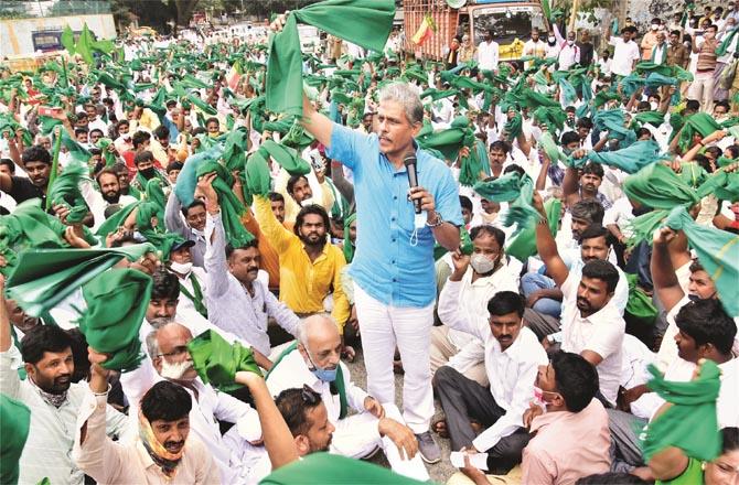 On Monday, farmers in Bangalore, Karnataka, also protested against the three controversial agricultural laws.Picture:PTI